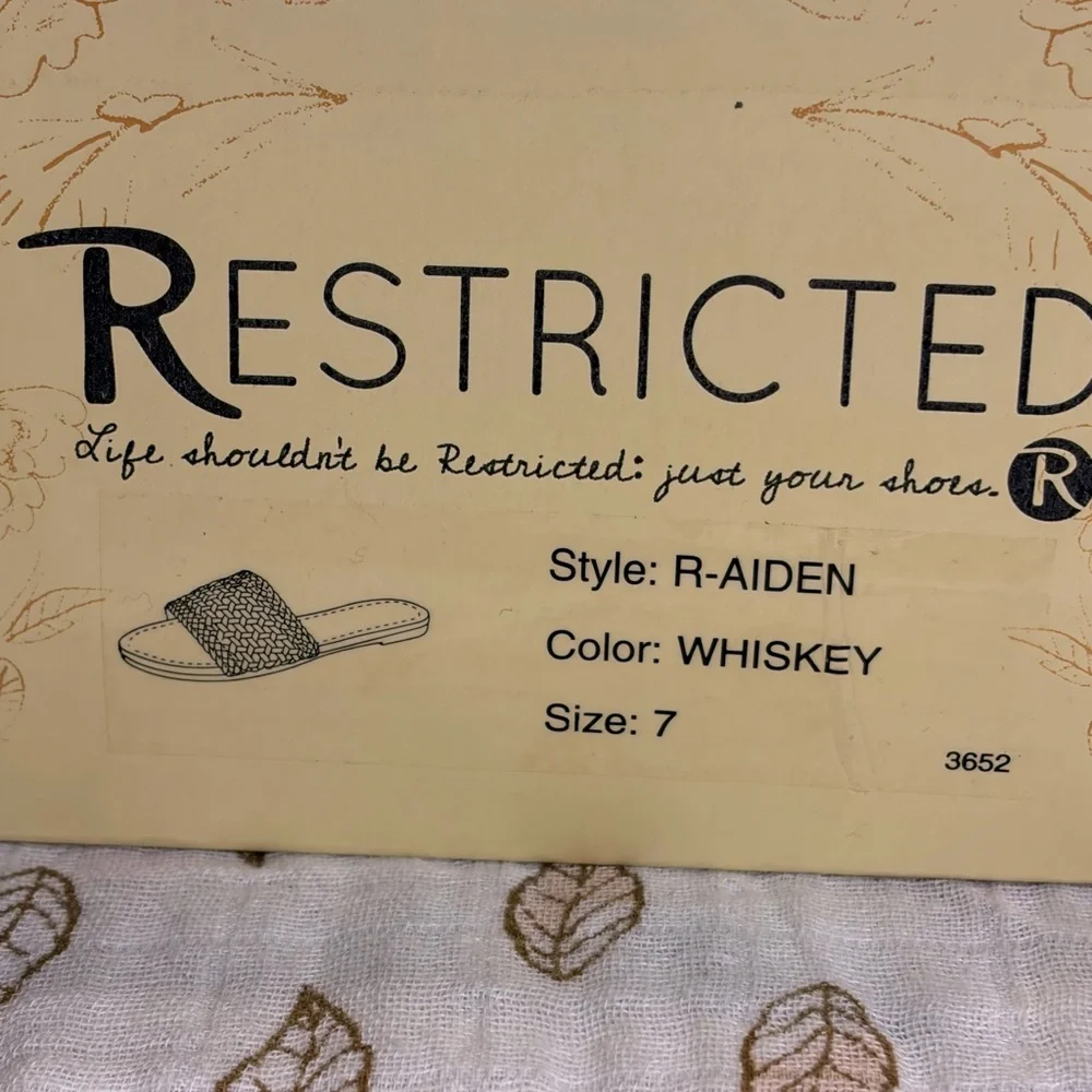 Restricted Women's Brown Woven Slide Sandals - Picture 3 of 3